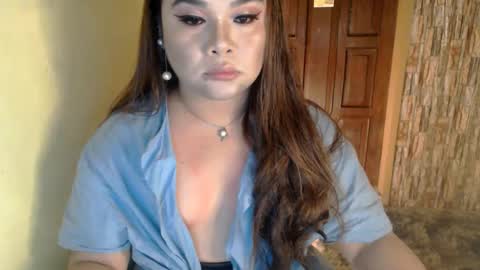 Snapshot of queenofdominant chatting on January 2025 11:53:02 AM kesh online show from January 2025 11:53:02 AM