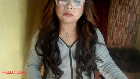 Snapshot of queenofdominant chatting on October 2025 05:28:02 AM kesh online show from October 2025 05:28:02 AM