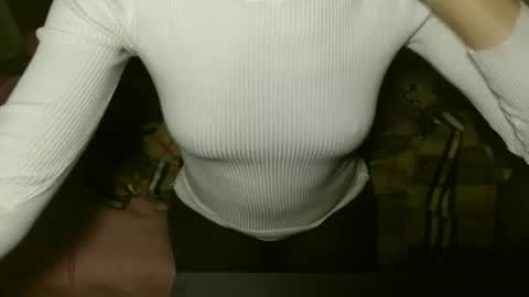 queenoftenderness online show from October 2025 06:27:01 PM