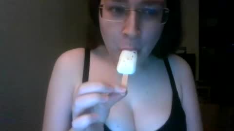 queenofthenights online show from June 2026 09:35:01 PM