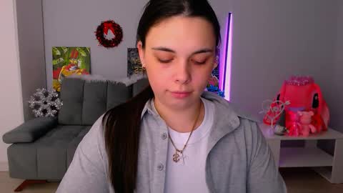 Patricia online show from November 2025 02:43:02 PM