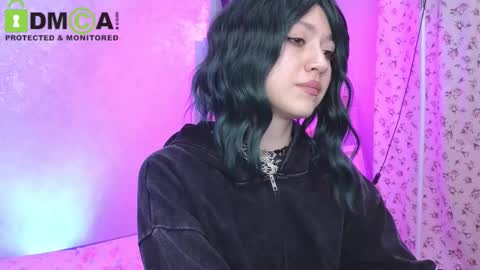     follow my new insta  online show from November 2025 04:03:01 PM