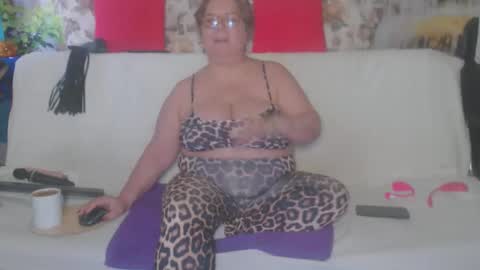 QueenPammy online show from October 2025 06:45:01 AM