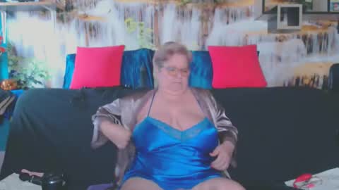 QueenPammy online show from November 2025 06:47:02 AM