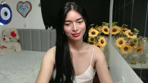 QueenPinay69 online show from November 2025 05:15:02 PM