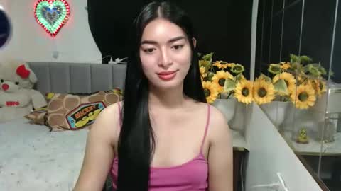 QueenPinay69 online show from November 2025 03:16:01 PM