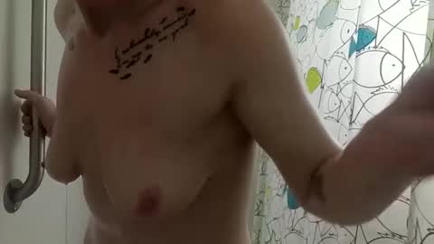 Snapshot of queenstonermami chatting on December 2024 11:49:02 PM queenstonermami online show from December 2024 11:49:02 PM