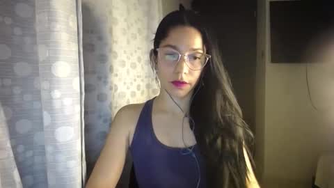 Snapshot of queenvictoria2023 chatting on February 2025 05:09:01 AM Paola online show from February 2025 05:09:01 AM