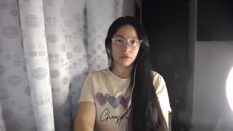 Paola online show from May 2026 02:06:02 AM