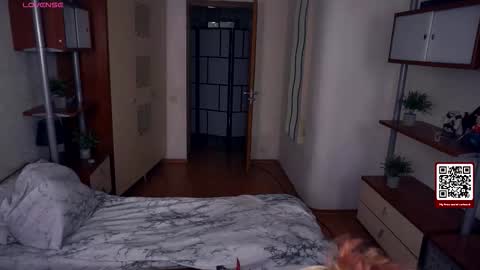 Tate online show from November 2025 06:37:01 AM