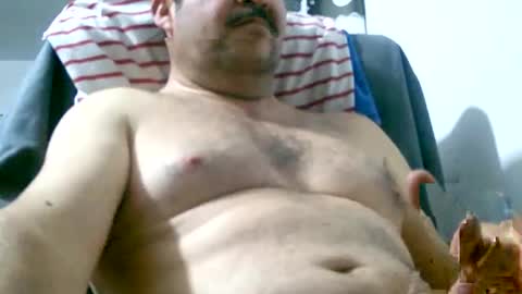 Snapshot of querubinrebelde chatting on December 2024 11:51:01 PM Don Ramon online show from December 2024 11:51:01 PM