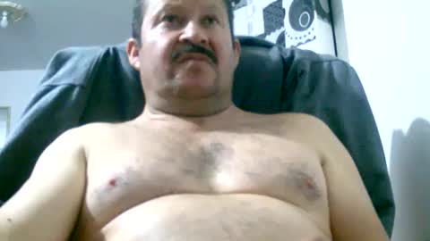Snapshot of querubinrebelde chatting on December 2024 01:28:01 AM Don Ramon online show from December 2024 01:28:01 AM