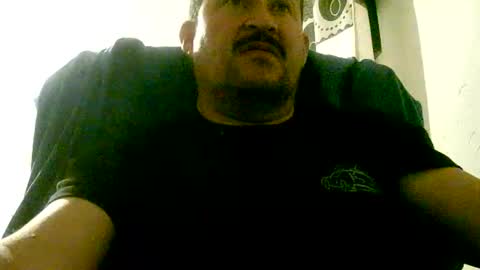 Snapshot of querubinrebelde chatting on January 2025 01:07:02 AM Don Ramon online show from January 2025 01:07:02 AM