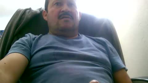 Snapshot of querubinrebelde chatting on February 2025 08:45:02 PM Don Ramon online show from February 2025 08:45:02 PM