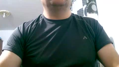 Snapshot of querubinrebelde chatting on February 2025 01:22:01 AM Don Ramon online show from February 2025 01:22:01 AM