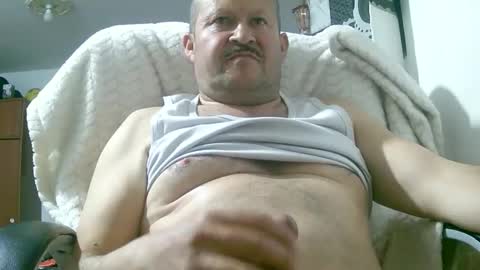 Snapshot of querubinrebelde chatting on October 2025 01:14:02 AM Don Ramon online show from October 2025 01:14:02 AM