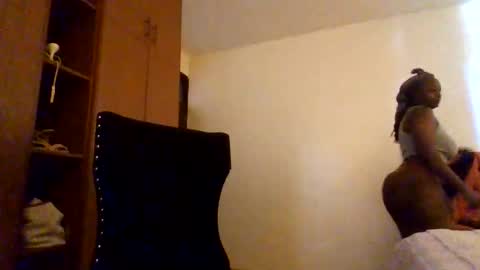 quincy_20 online show from April 2026 08:42:01 AM