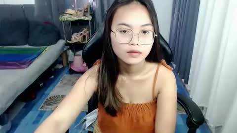 Snapshot of quinne_miles chatting on September 2025 04:34:02 AM Quinne online show from September 2025 04:34:02 AM