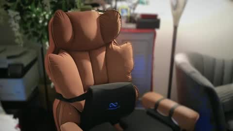 ViVaLuvLicious online show from September 2025 02:00:02 AM