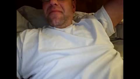 Snapshot of r229458 chatting on November 2025 09:46:02 PM r229458 online show from November 2025 09:46:02 PM