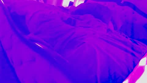 Snapshot of r3kkr chatting on January 2025 06:07:01 PM r3kkr online show from January 2025 06:07:01 PM