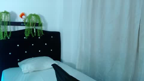 Valentina  online show from June 2026 12:16:02 AM
