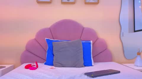 Rachel Donnelly online show from February 2026 12:06:02 AM