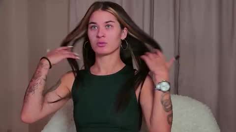 RachellSimpson online show from September 2025 06:22:01 PM