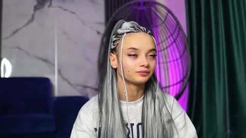 Ann online show from October 2025 05:22:02 AM