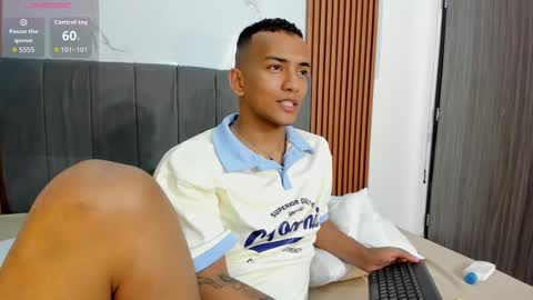 rafa_cruz online show from October 2025 06:16:02 PM