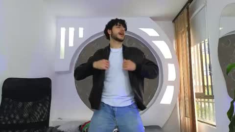 Snapshot of rafael_mendez chatting on September 2025 09:17:02 PM R A F A E L online show from September 2025 09:17:02 PM