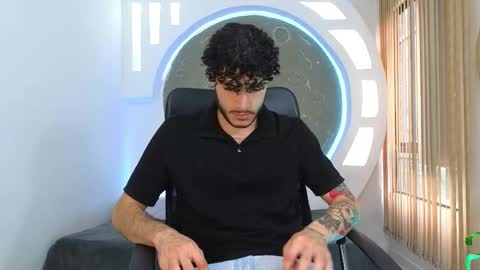 Snapshot of rafael_mendez chatting on September 2025 09:26:02 PM R A F A E L online show from September 2025 09:26:02 PM