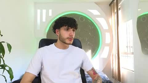 Snapshot of rafael_mendez chatting on October 2025 08:50:02 PM R A F A E L online show from October 2025 08:50:02 PM