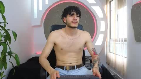 Snapshot of rafael_mendez chatting on October 2025 09:35:01 PM R A F A E L online show from October 2025 09:35:01 PM