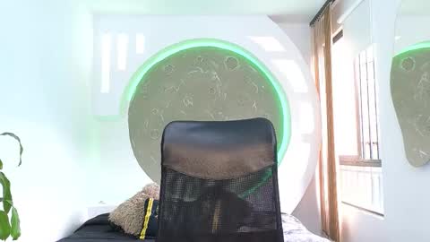 Snapshot of rafael_mendez chatting on October 2025 08:17:02 PM R A F A E L online show from October 2025 08:17:02 PM