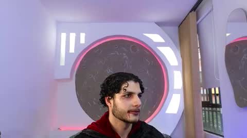 Snapshot of rafael_mendez chatting on October 2025 09:48:02 PM R A F A E L online show from October 2025 09:48:02 PM