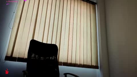 R A F A E L online show from December 2025 08:38:02 PM