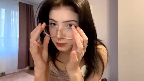 Snapshot of rafaelaloghry chatting on November 2025 10:04:02 AM Riya online show from November 2025 10:04:02 AM