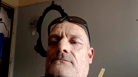 Snapshot of ragingzef69 chatting on November 2025 10:43:01 PM Bigthickdickinvic online show from November 2025 10:43:01 PM