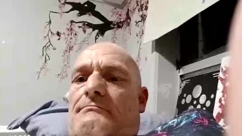 Snapshot of ragingzef69 chatting on November 2025 03:22:02 PM Bigthickdickinvic online show from November 2025 03:22:02 PM