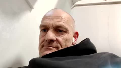 Snapshot of ragingzef69 chatting on November 2025 08:19:01 PM Bigthickdickinvic online show from November 2025 08:19:01 PM