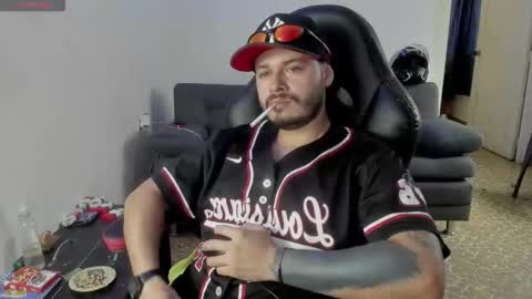 ragnar_lothbrok77 online show from December 2025 08:25:02 PM