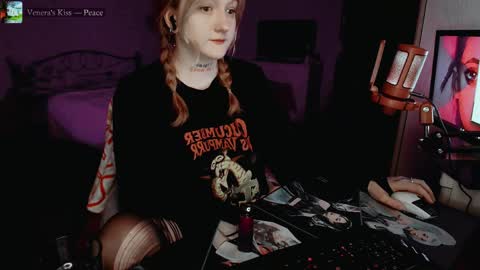 Snapshot of raiingurl chatting on June 2026 10:48:02 PM Kate online show from June 2026 10:48:02 PM