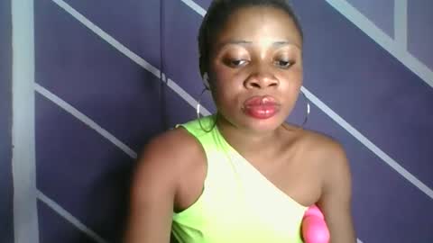 Snapshot of rainbow_baby26 chatting on October 2025 07:33:02 PM rainbow baby26 online show from October 2025 07:33:02 PM