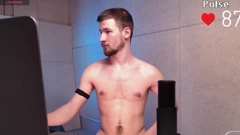 Snapshot of rainbow_farmer_james chatting on February 2025 05:46:02 PM Rainbow James  online show from February 2025 05:46:02 PM