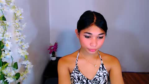 raindrizzle1706 online show from November 2025 06:02:02 AM