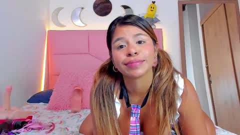 Snapshot of rajjnar_nina chatting on January 2025 11:29:01 PM Nina online show from January 2025 11:29:01 PM
