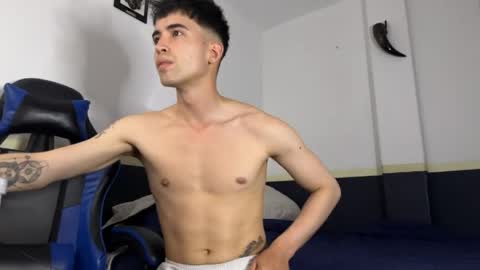 Snapshot of rakhubs chatting on March 2026 10:23:01 PM Enzo online show from March 2026 10:23:01 PM