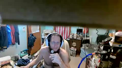 Snapshot of randalltotazz chatting on December 2024 10:19:01 PM Randall online show from December 2024 10:19:01 PM