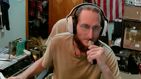 Snapshot of randalltotazz chatting on February 2025 11:39:02 AM Randall online show from February 2025 11:39:02 AM